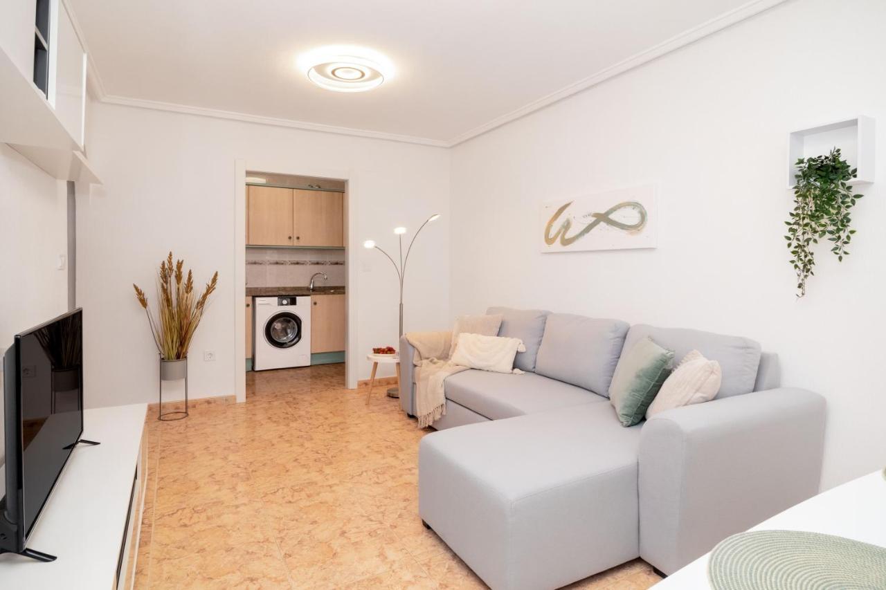 Piso En El Centro Διαμέρισμα Τορεβιέχα Εξωτερικό φωτογραφία